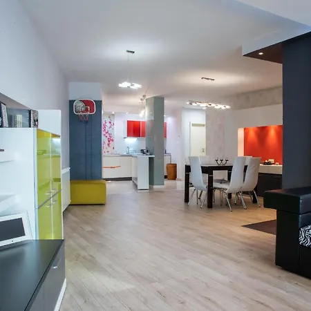 Apartamento Тристаен Апартамент Азур В Сърцето На Бургас *